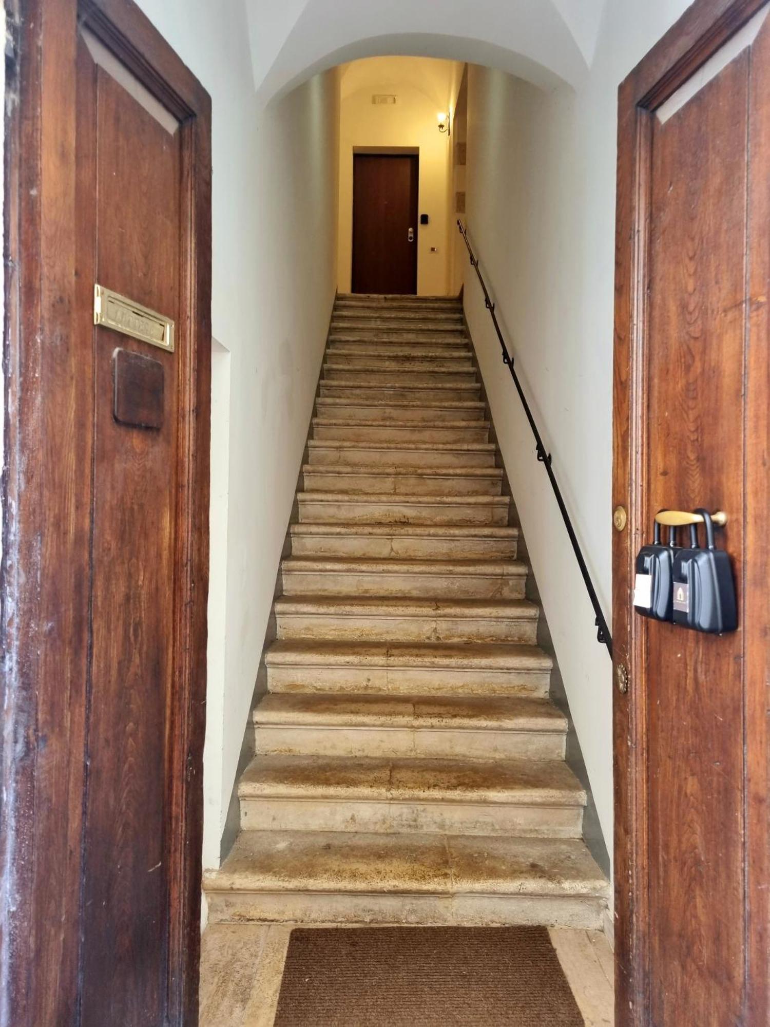 Civico16 Appartamento Λ' Άκουιλα Εξωτερικό φωτογραφία
